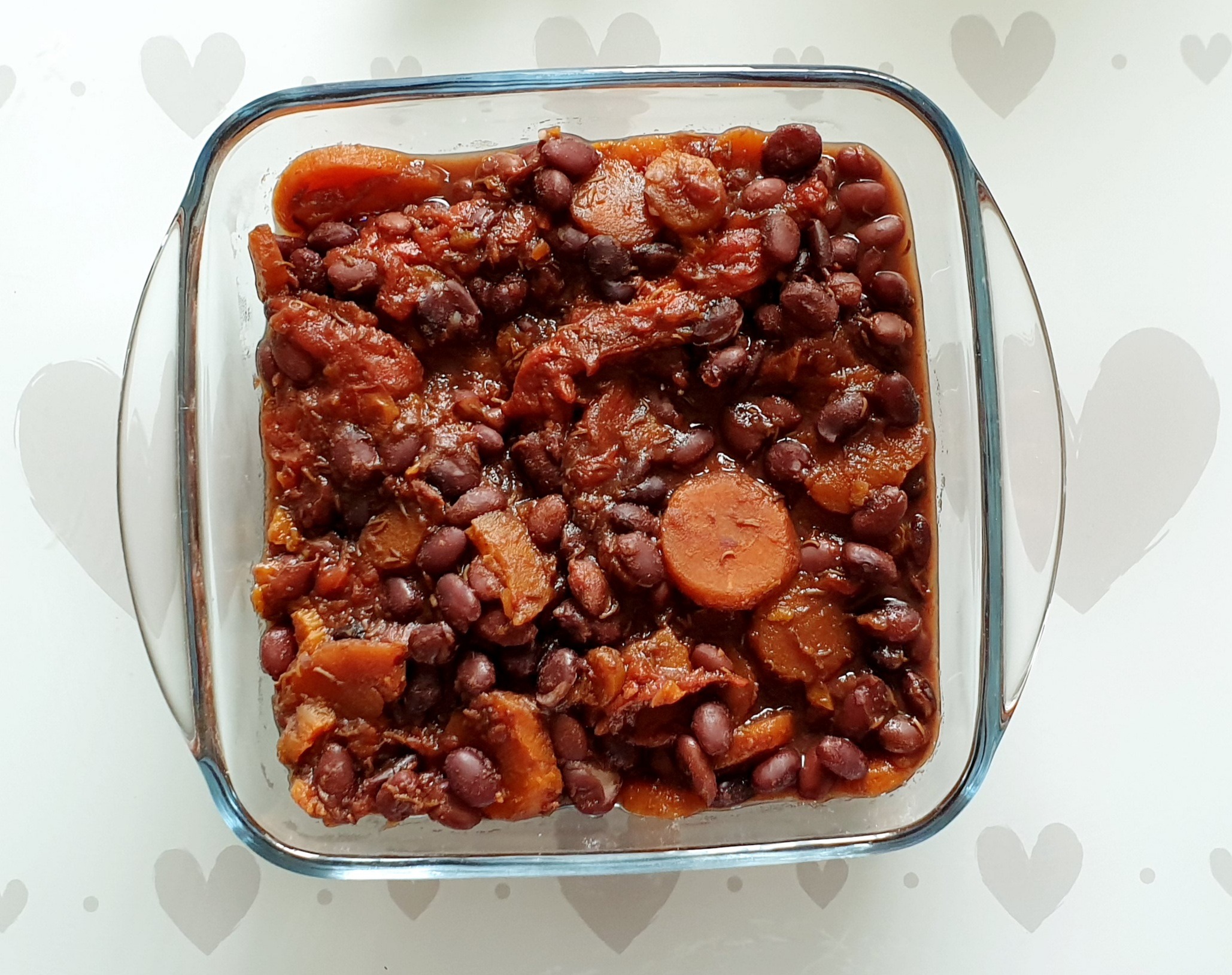 Black turtle beans and carrot stew